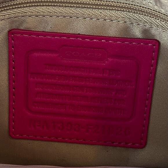 Coach Ashley Carry All Hippie Hobo Satchel Shoulder Bag Pink Leather Y2K Barbie - Picture 10 of 12